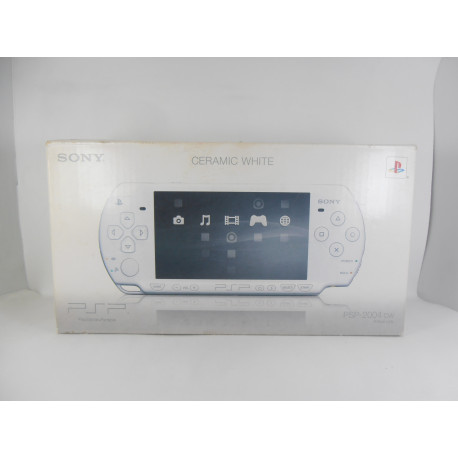 PSP 2004 Ceramic White (Solo venta en tienda)